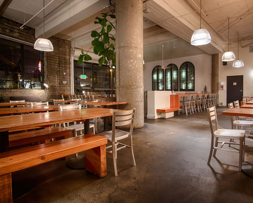 如何設(shè)計(jì)出色的主題咖啡店布局和吧臺