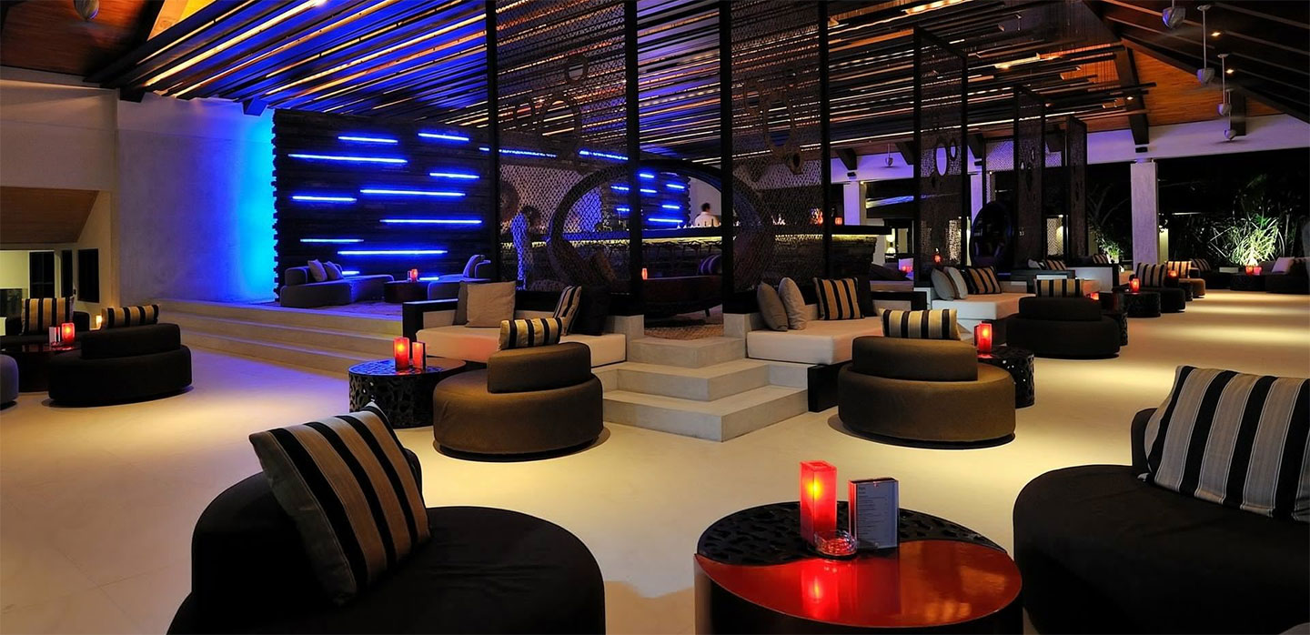 高端夜總會設(shè)計的核心是流通、照明、耐用性和獨特的設(shè)計