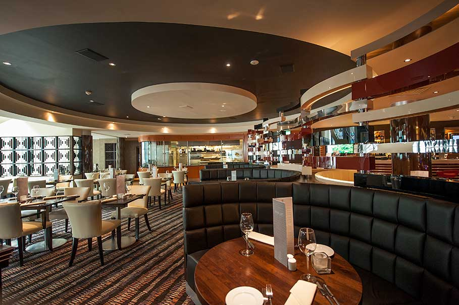 酒吧室內(nèi)設(shè)計裝修效果圖