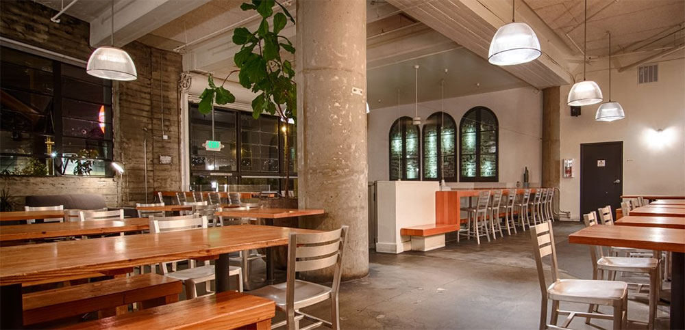 如何設計出色的主題咖啡店布局和吧臺