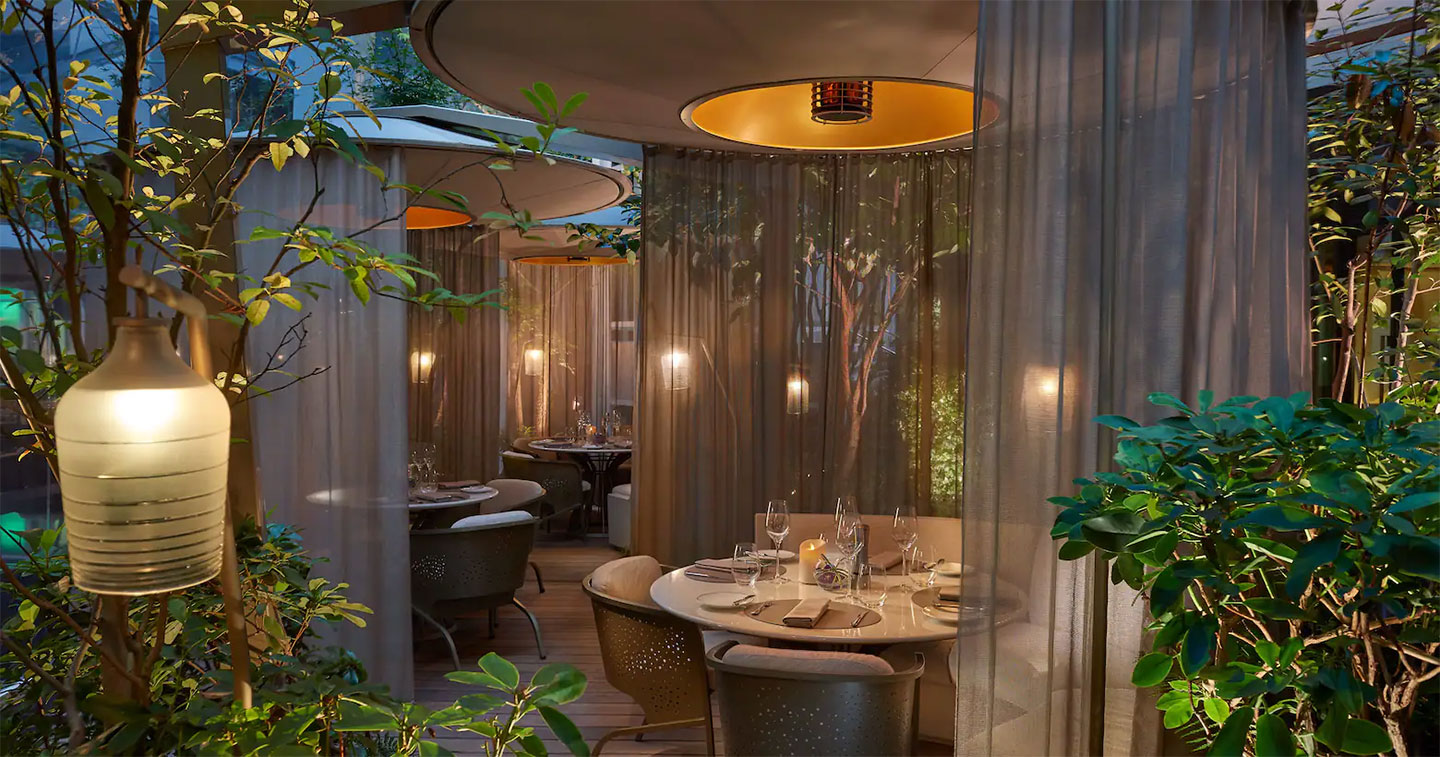 餐廳室內(nèi)設計效果圖